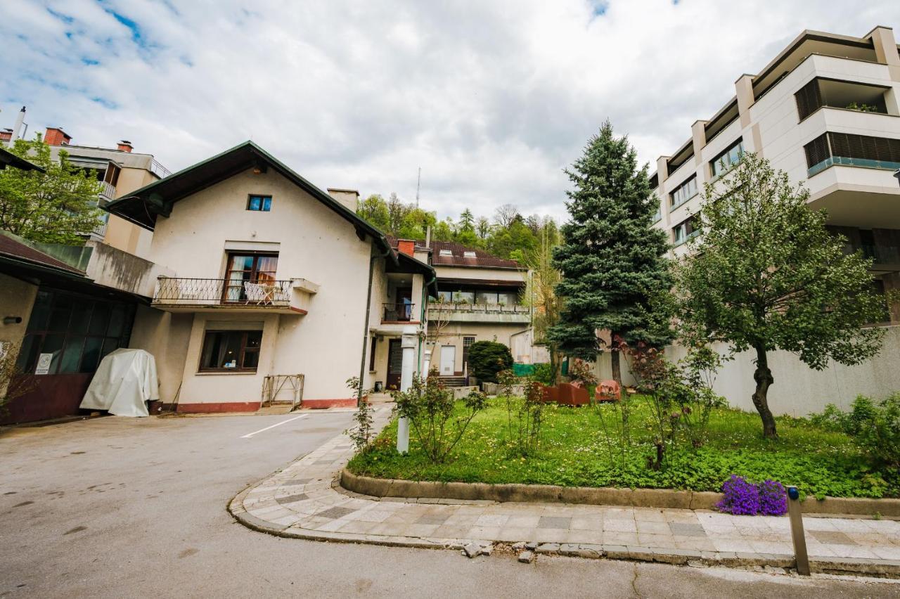 Pi House Villa Ljubljana Buitenkant foto
